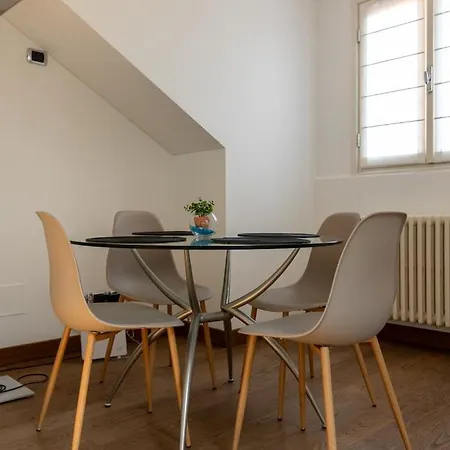 Maison One Nel Centro Di Lägenhet *